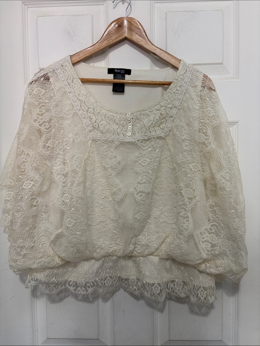 Ivory Lace Sleeve Boho Top